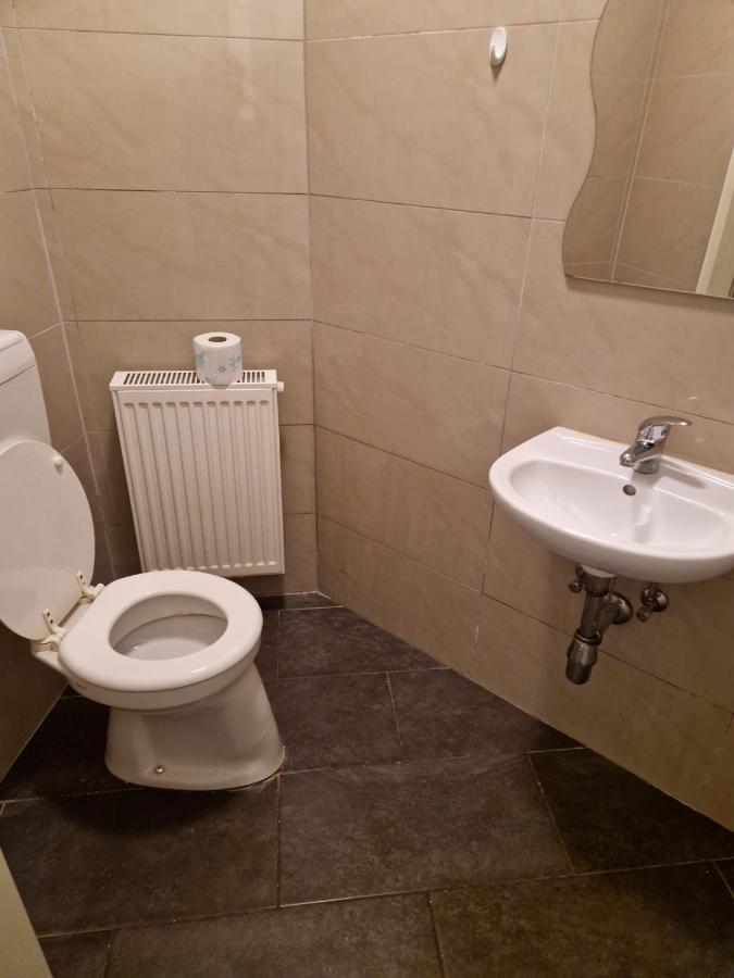 Klosterappartment Modling Bagian luar foto